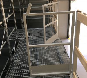 multi-level mezzanine gate