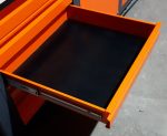 Werkbank mit Schubladeneinsatz aus Gummi