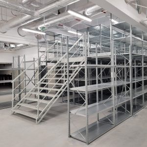 antresola magazynowa regały pókowe